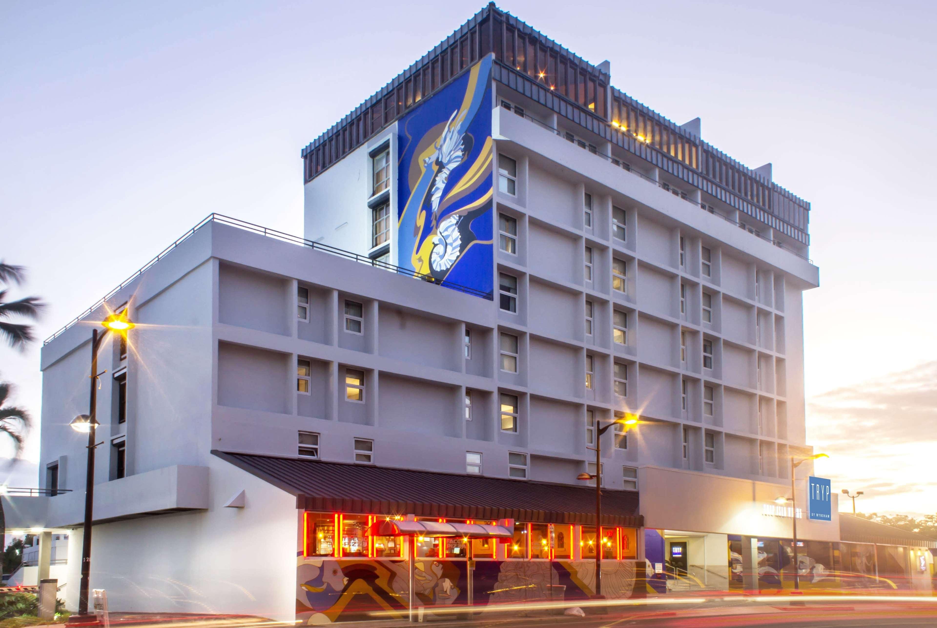 TRYP by Wyndham Isla Verde San Juan Eksteriør billede