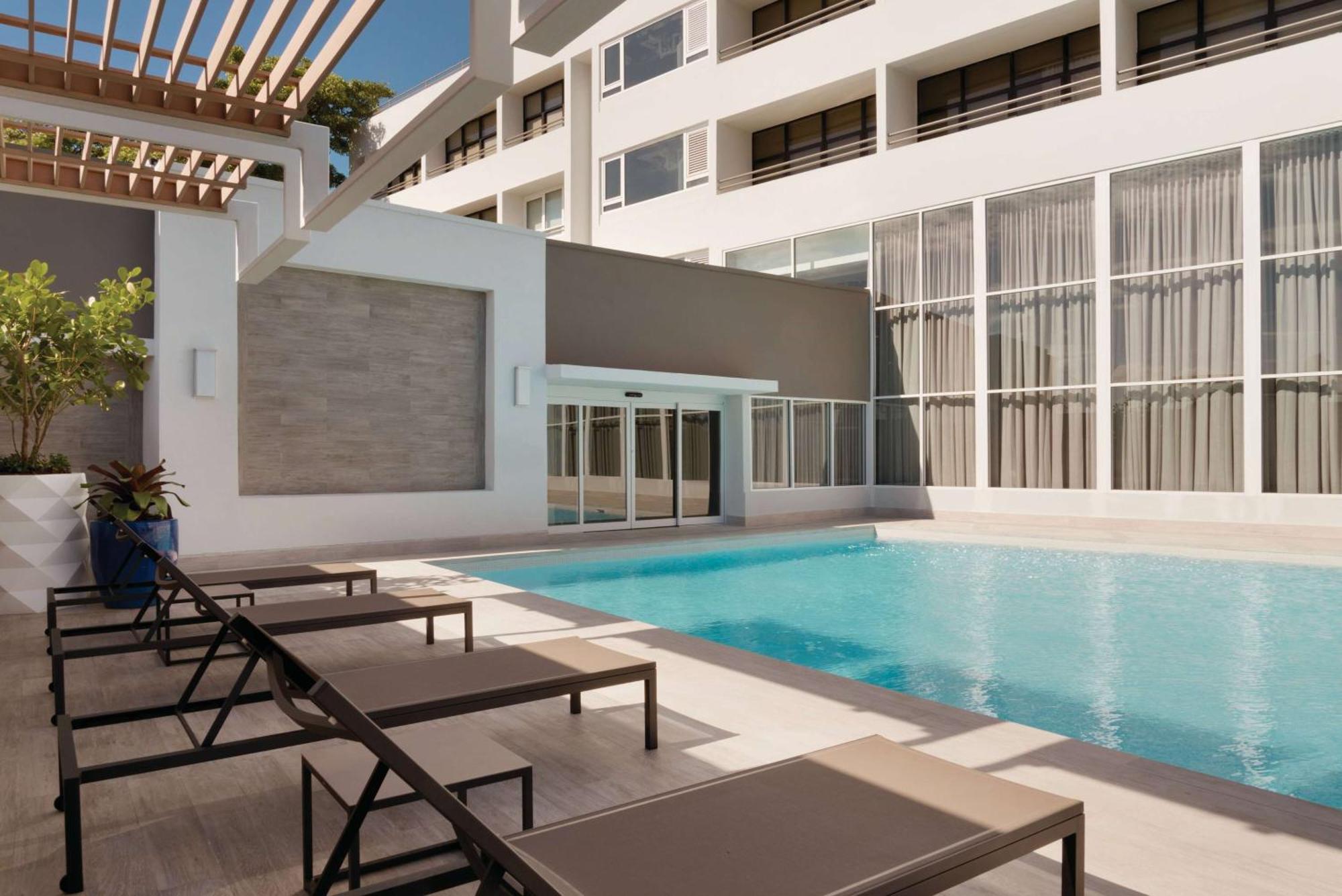 TRYP by Wyndham Isla Verde San Juan Eksteriør billede