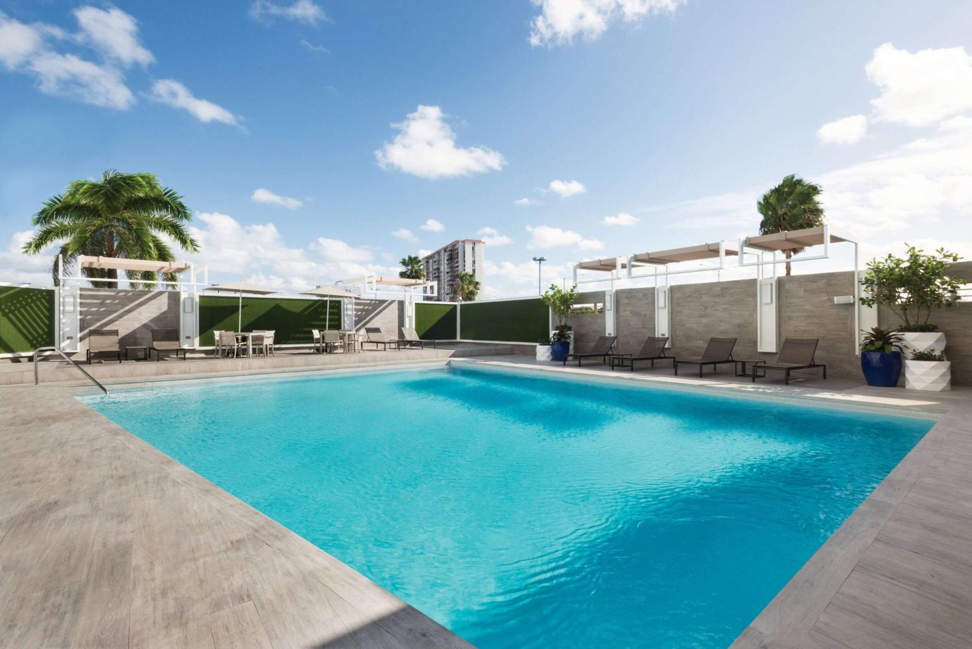 TRYP by Wyndham Isla Verde San Juan Eksteriør billede