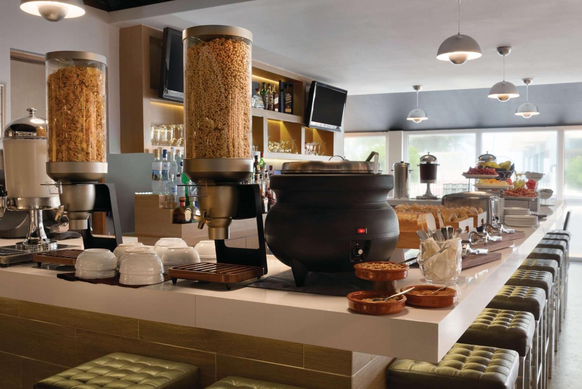 TRYP by Wyndham Isla Verde San Juan Eksteriør billede